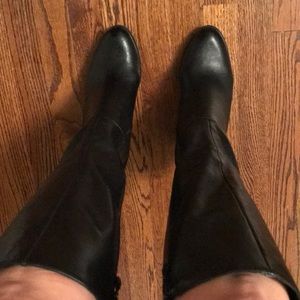 New Without  Tag Me Too Harlow leather boot size 9